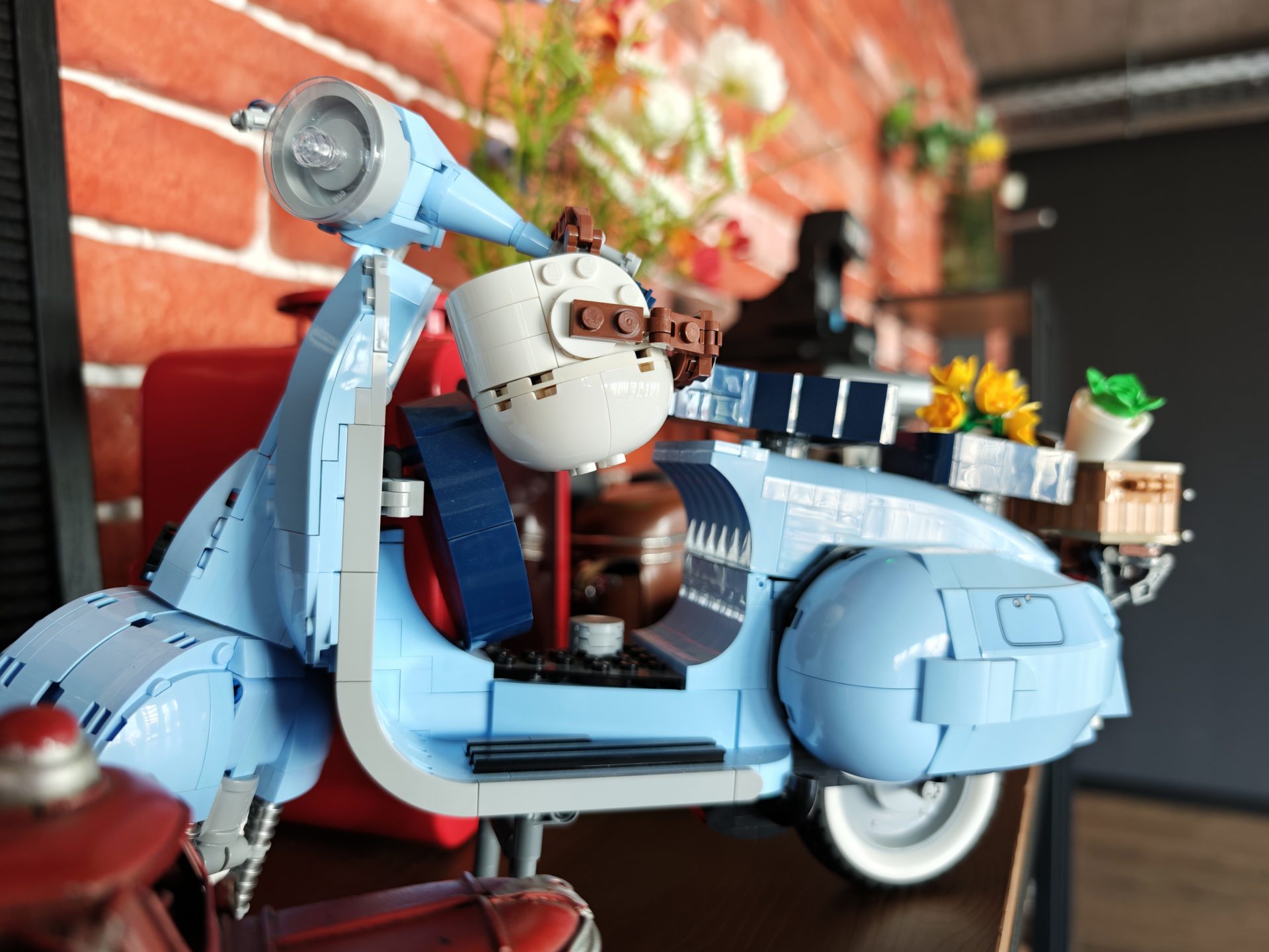 Обзор Xiaomi 17 Ultra: идеальное аппаратное обеспечение и цена в России картинка Смартфон Xiaomi 17 Ultra и слабый софт | DGL.RU