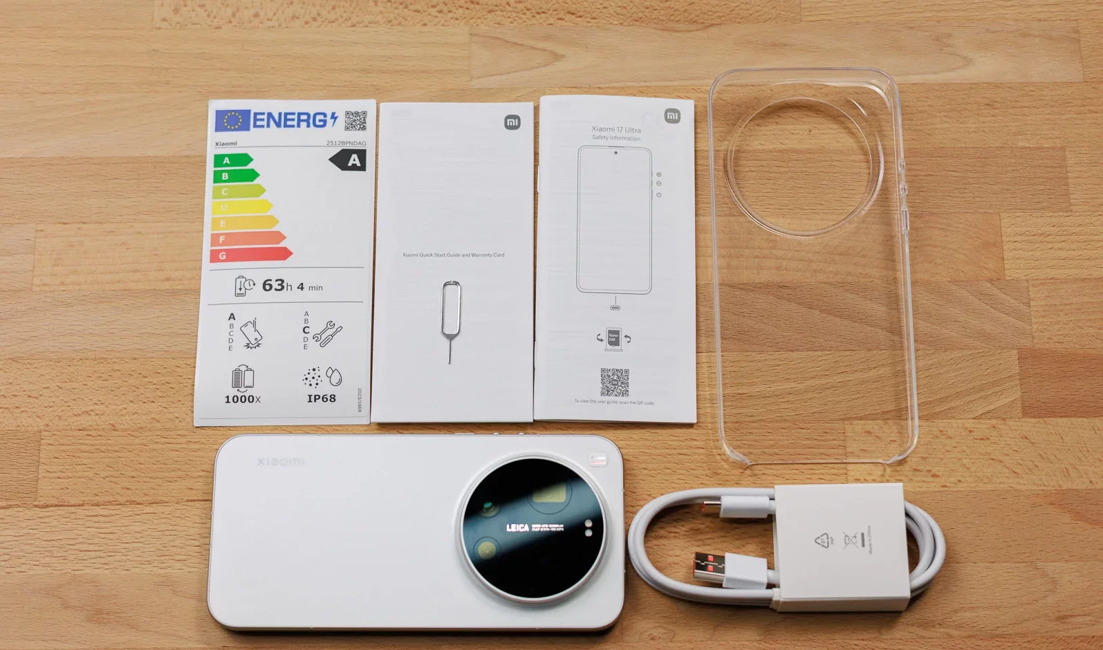 Обзор Xiaomi 17 Ultra: идеальное аппаратное обеспечение и цена в России картинка Смартфон Xiaomi 17 Ultra и слабый софт | DGL.RU