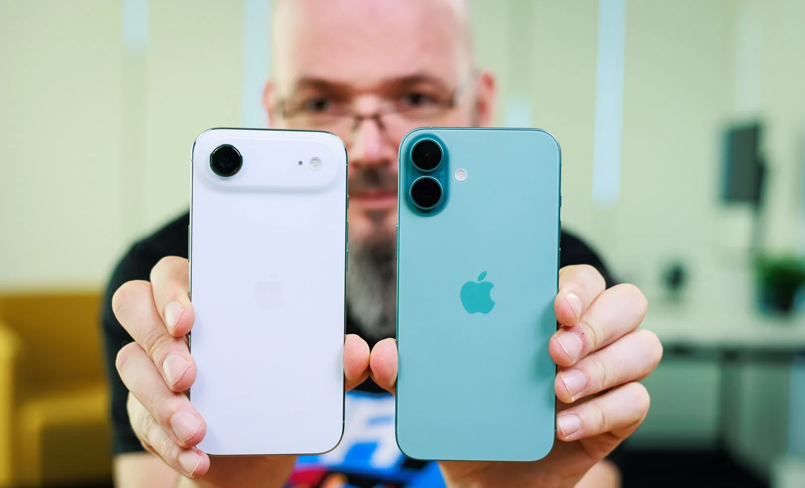 Смартфоны iPhone 18: Apple может вернуть модель, которую все считали забытой картинка Смартфоны iPhone 18: Apple готовит сюрприз | DGL.RU