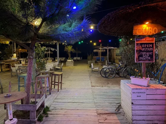 Galaxy S26 Ultra и iPhone 17 Pro: битва камер | DGL.RU