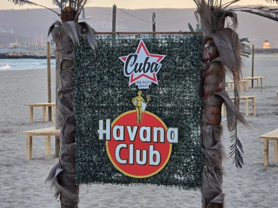 Galaxy S26 Ultra и iPhone 17 Pro: битва камер | DGL.RU