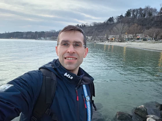 Galaxy S26 Ultra и iPhone 17 Pro: битва камер | DGL.RU