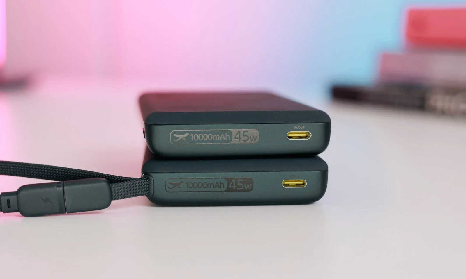 Сверхтонкий и легкий пауэрбанк с поддержкой Qi2.2: представлен Baseus PicoGo AM52 картинка Пауэрбанк Baseus PicoGo AM52 для смартфонов | DGL.RU