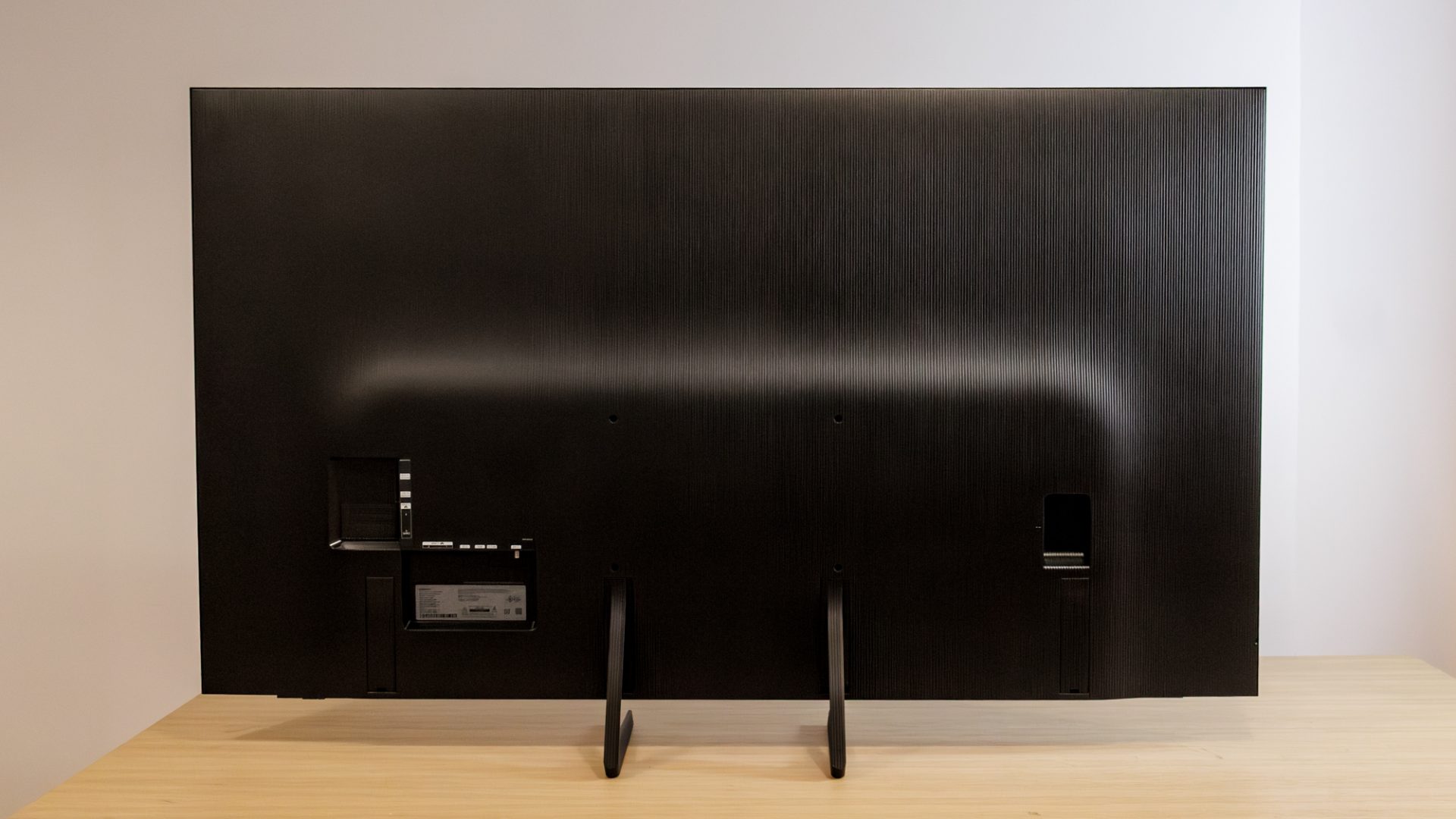 Телевизор Samsung S85F OLED для игр | DGL.RU