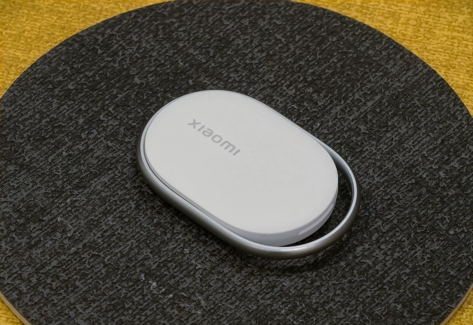 Трекер Xiaomi Tag: универсальная метка для iPhone и Android за 1,6 тыс. рублей картинка Гаджеты Xiaomi Tag для iPhone и Android | DGL.RU