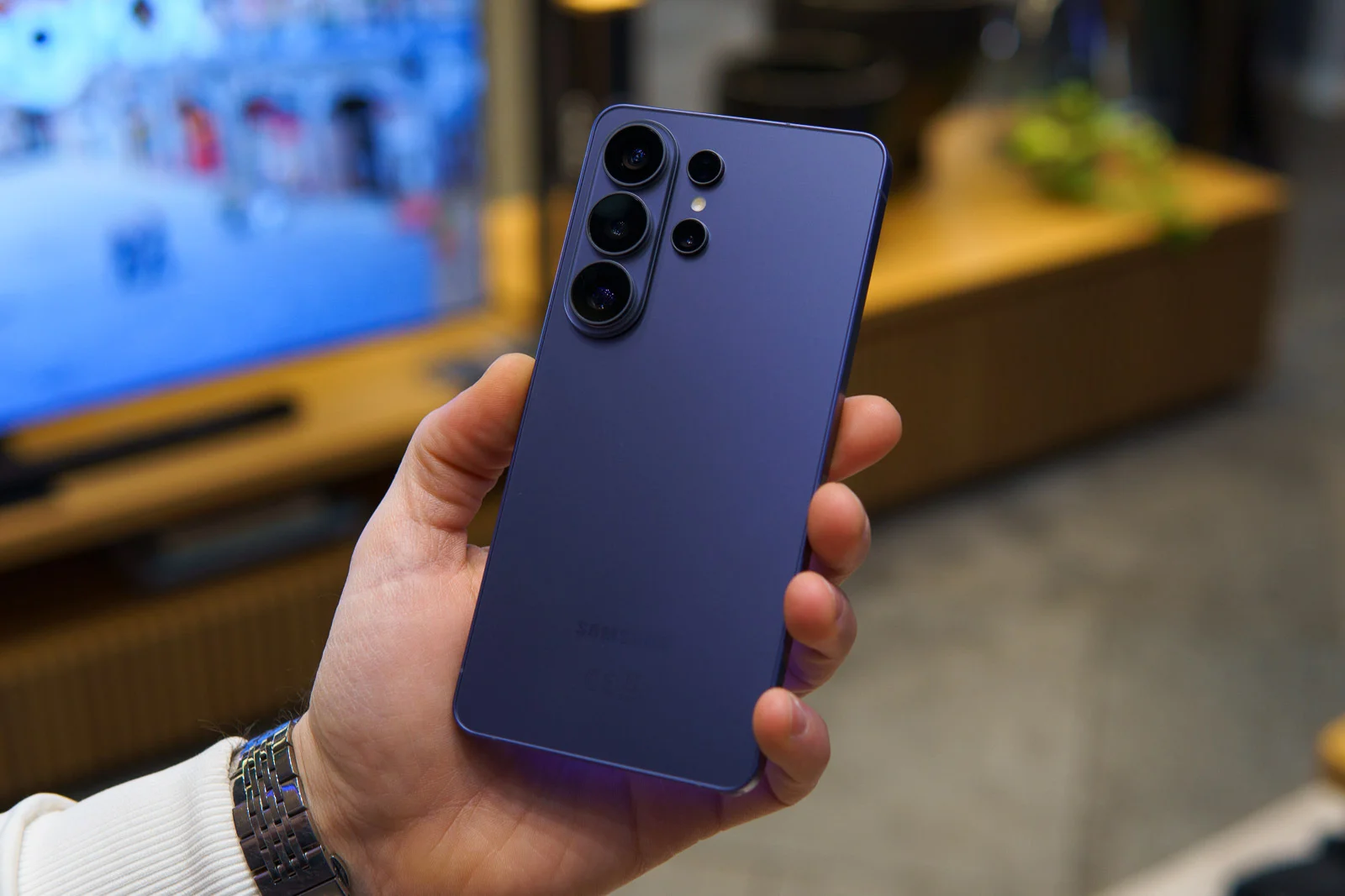 Смартфон и камера на 200 Мп: пустая трата | DGL.RU