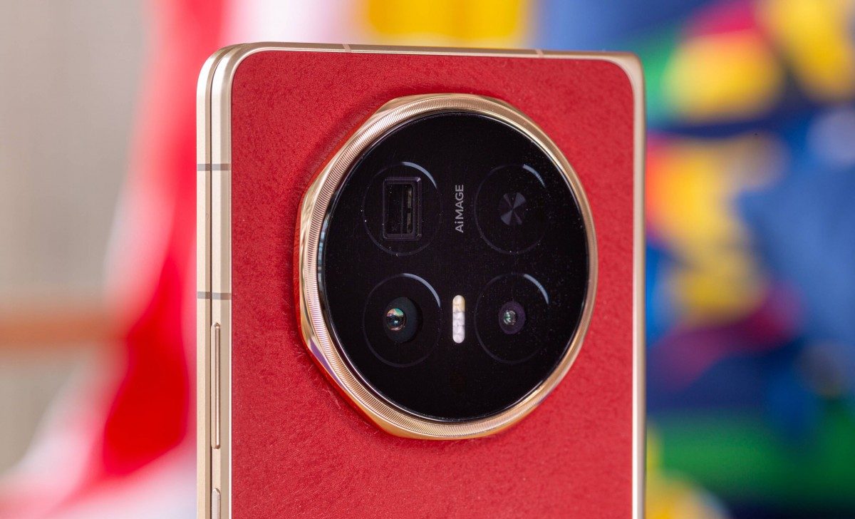 Распаковка Honor Magic V6 и обзор