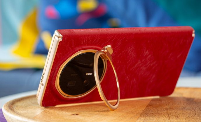 Распаковка Honor Magic V6 и обзор