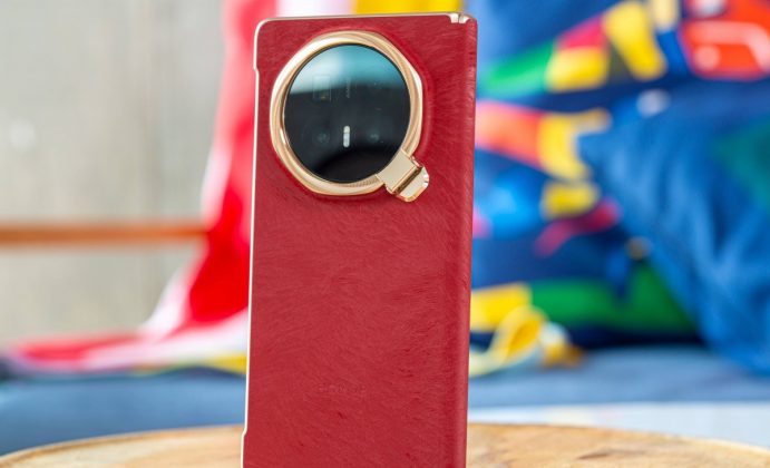 Распаковка Honor Magic V6 и обзор