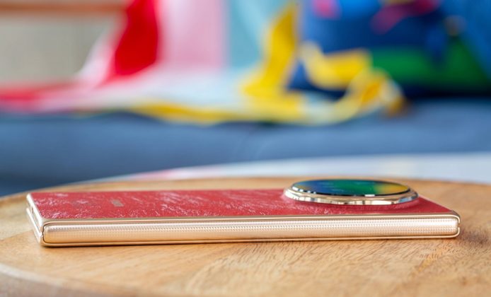 Распаковка Honor Magic V6 и обзор