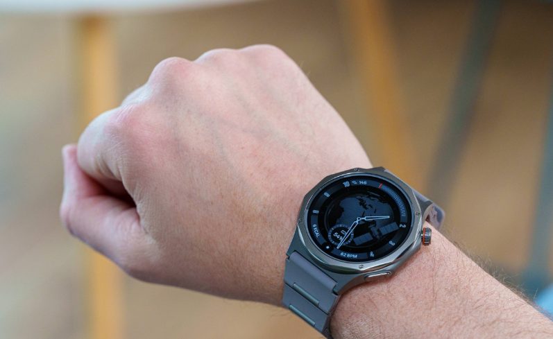 Oppo Watch X3: стиль и технологии без проблем с активацией в России картинка Oppo Watch X3