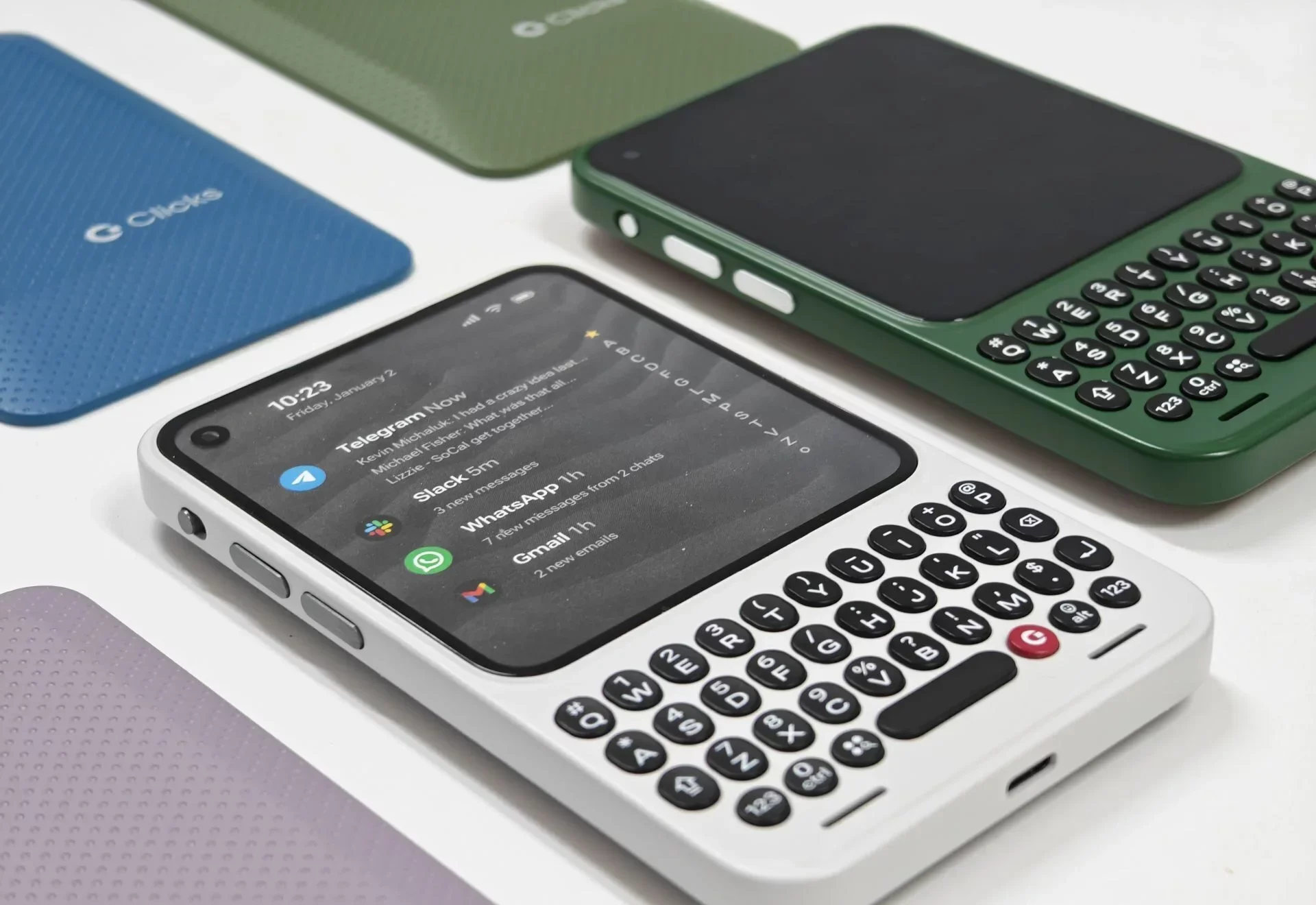 Смартфон с QWERTY-клавиатурой нужен в РФ | DGL.RU