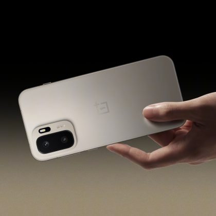 OnePlus Ace 6 Ultra в цвете Metal Storm: Смартфон с русской выдержкой и стальным характером