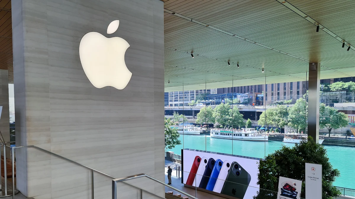 Цифровая оборона: Apple закрывает брешь, через которую к вам могли заглянуть без приглашения