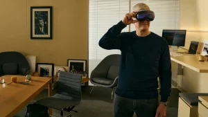 Apple Vision Pro уходит со сцены: как один гаджет стал самым дорогим провалом в истории Apple