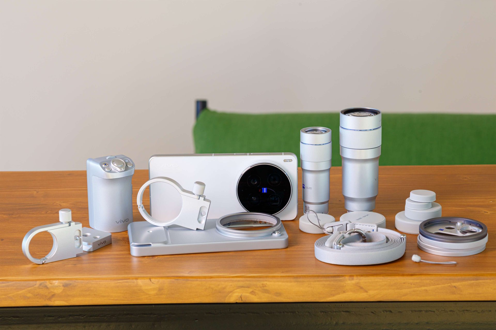 Смартфон vivo X300 Ultra: кинокамера в кармане | DGL.RU