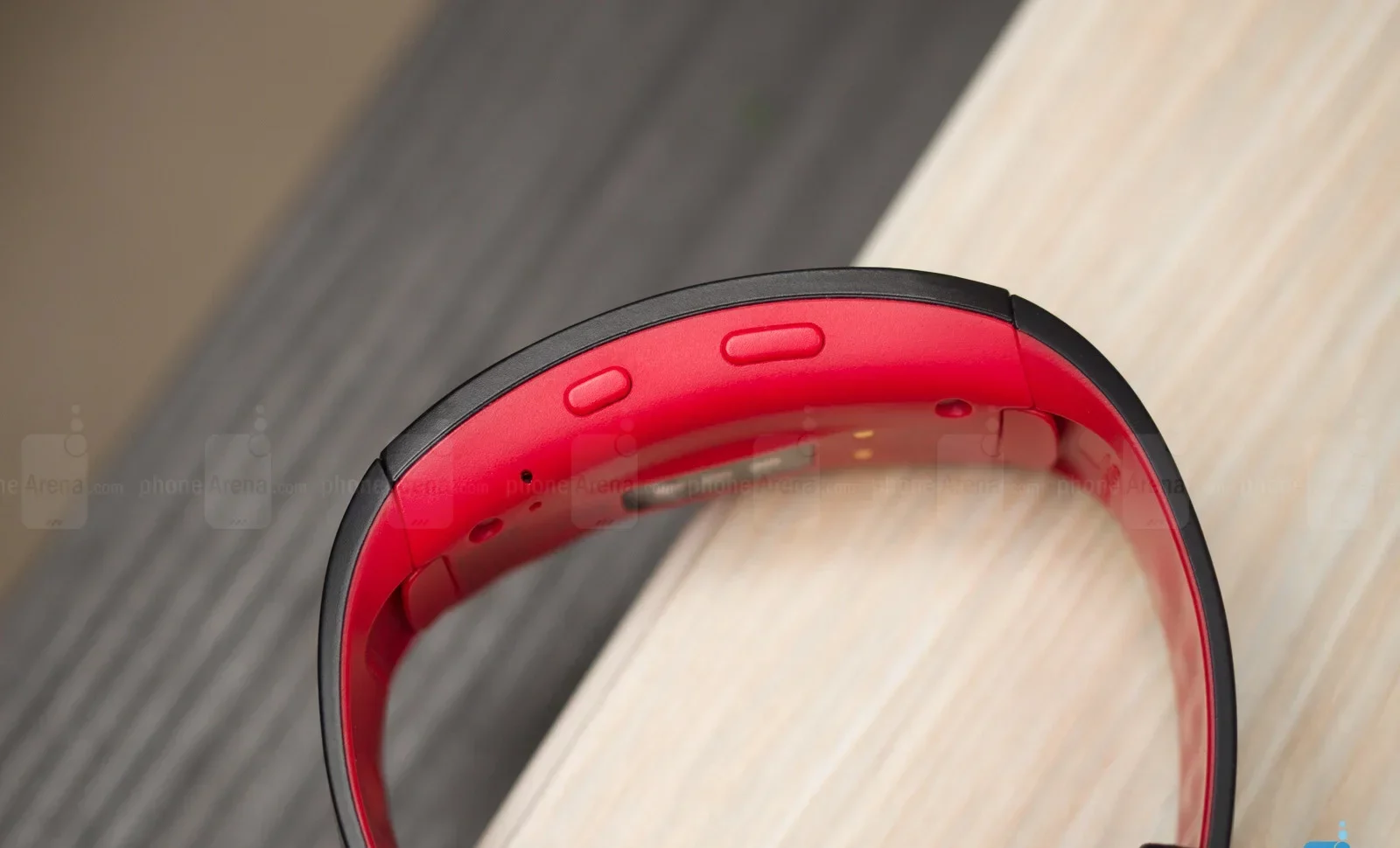 Смарт-часы: за что мы платим в 2026 году | DGL.RU