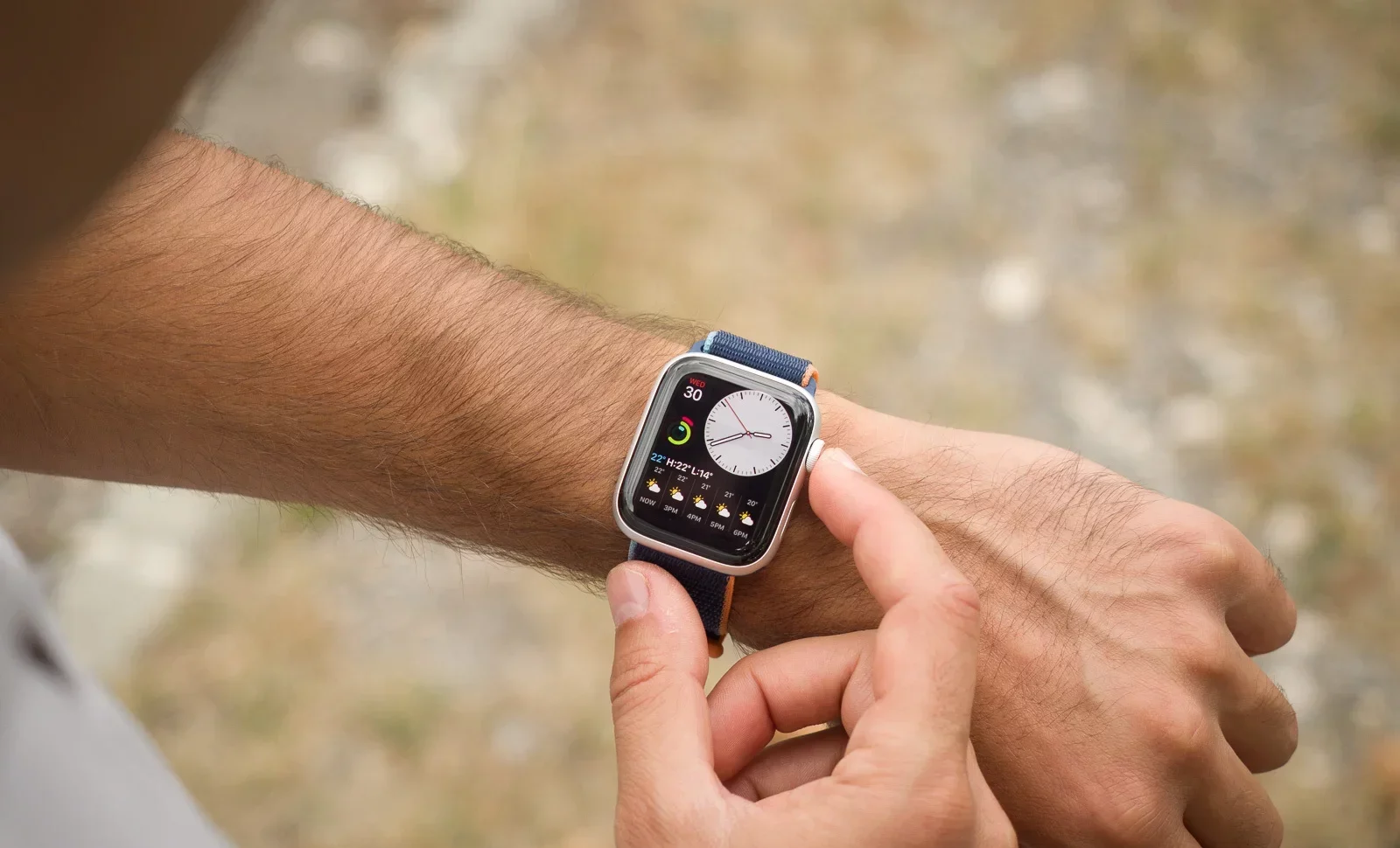 Смарт-часы: за что мы платим в 2026 году | DGL.RU