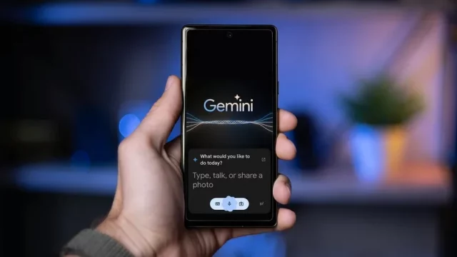 Почему Google закрывает своего голосового помощника до того, как Gemini будет готов выполнять базовые функции?