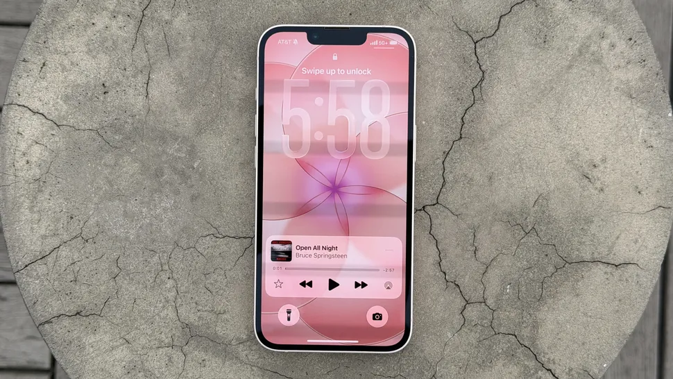 Apple ломает айфоны в iOS 26.5? Siri и Карты больше не нужны, главное — шифрование