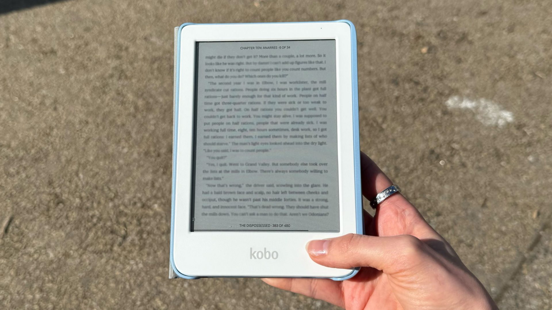 Электронная книга Kobo Clara Colour и Kindle | DGL.RU