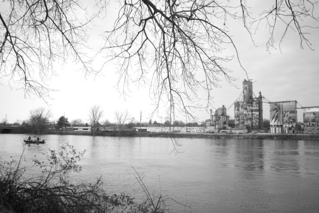 Камера Ricoh GR IV Monochrome: черно-белая | DGL.RU