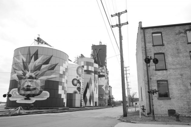 Камера Ricoh GR IV Monochrome: черно-белая | DGL.RU