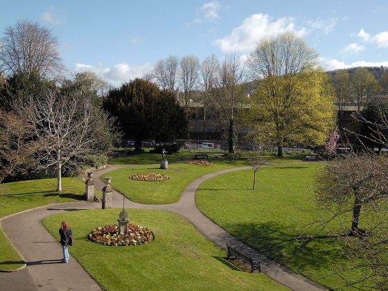 Камера Yashica FX-D 100 с ретро-стилем и зумом | DGL.RU