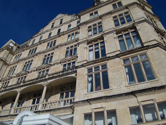 Камера Yashica FX-D 100 с ретро-стилем и зумом | DGL.RU