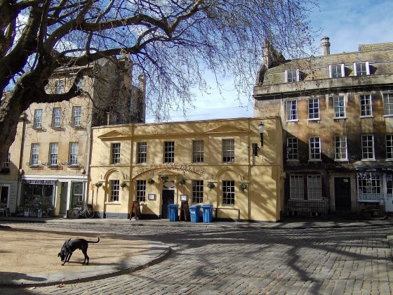 Камера Yashica FX-D 100 с ретро-стилем и зумом | DGL.RU