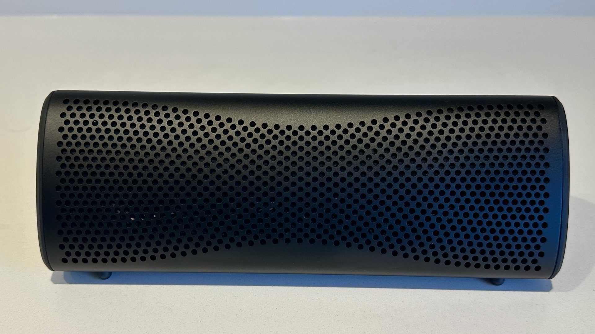 Колонка KEF Muo: стиль, мощь и спорный звук | DGL.RU