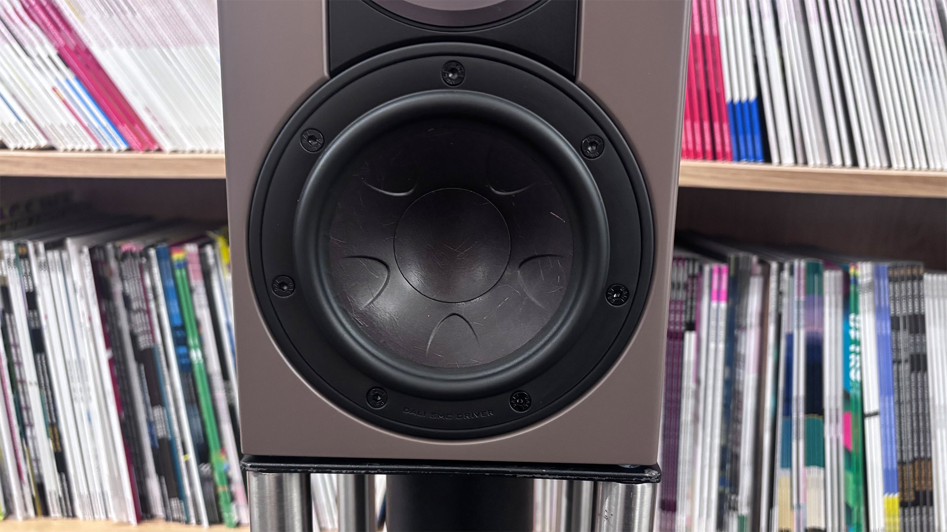 Колонки Dali Sonik 1 удивили мощным Hi-Fi | DGL.RU