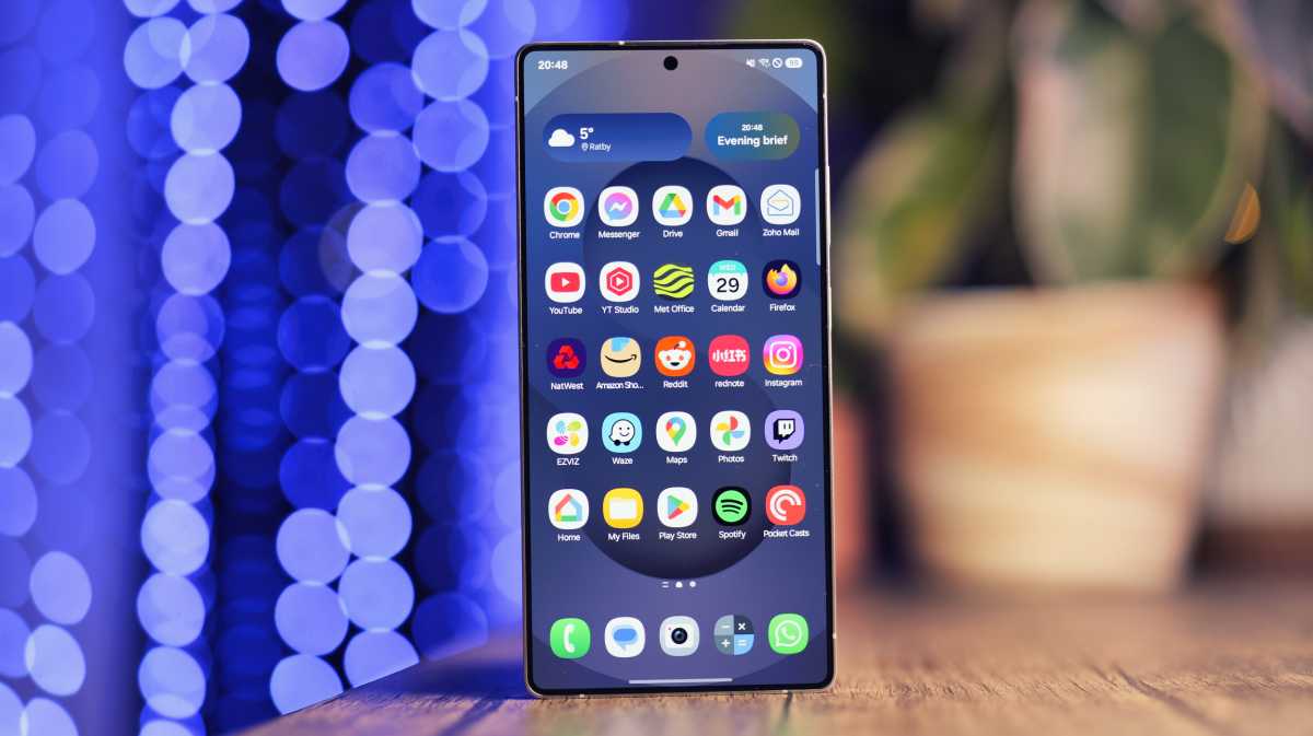 Лучший смартфон в 2026 году: топ-10 моделей | DGL.RU