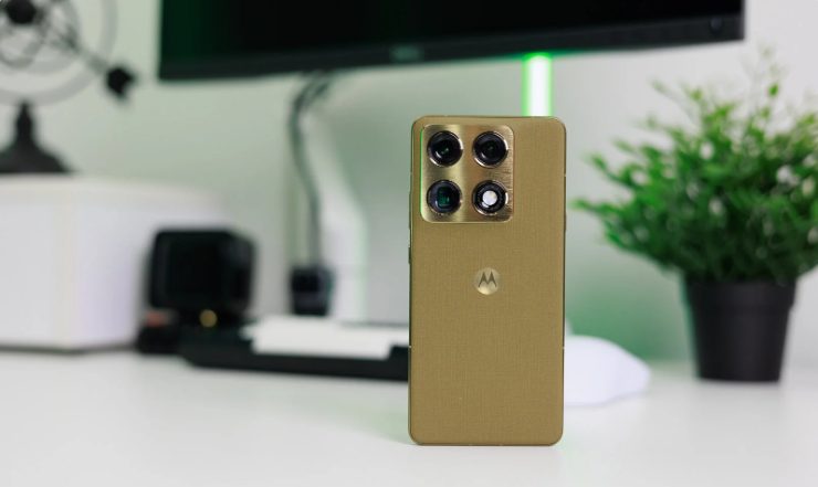 Тонкий намек на превосходство: Motorola Signature — смартфон, который не хочется выпускать из рук