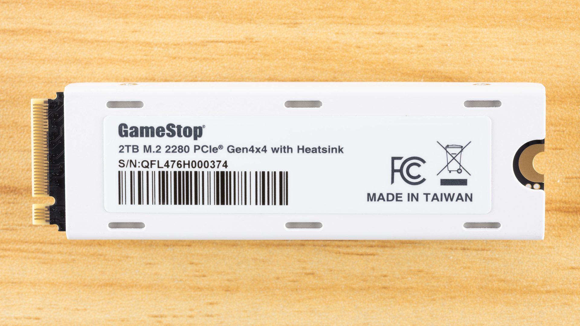 Обзор SSD GameStop NVMe 2TB: неожиданно годный бюджетник для PS5 картинка Накопитель GameStop NVMe: бюджетный SSD | DGL.RU