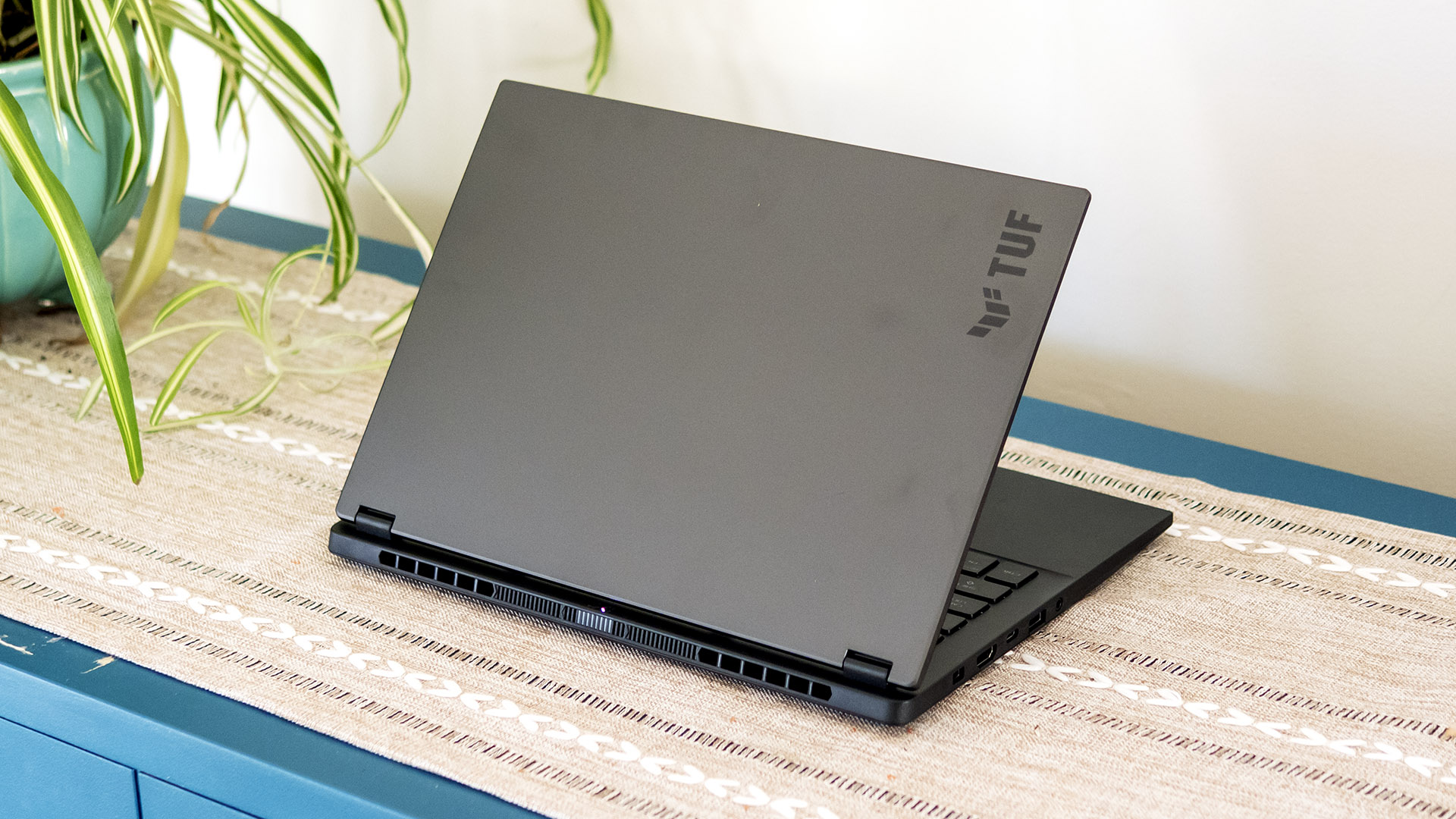 Обзор Asus TUF Gaming A14 (2026) - дорогое разочарование картинка Ноутбук Asus TUF Gaming A14 (2026) - смысла нет | DGL.RU