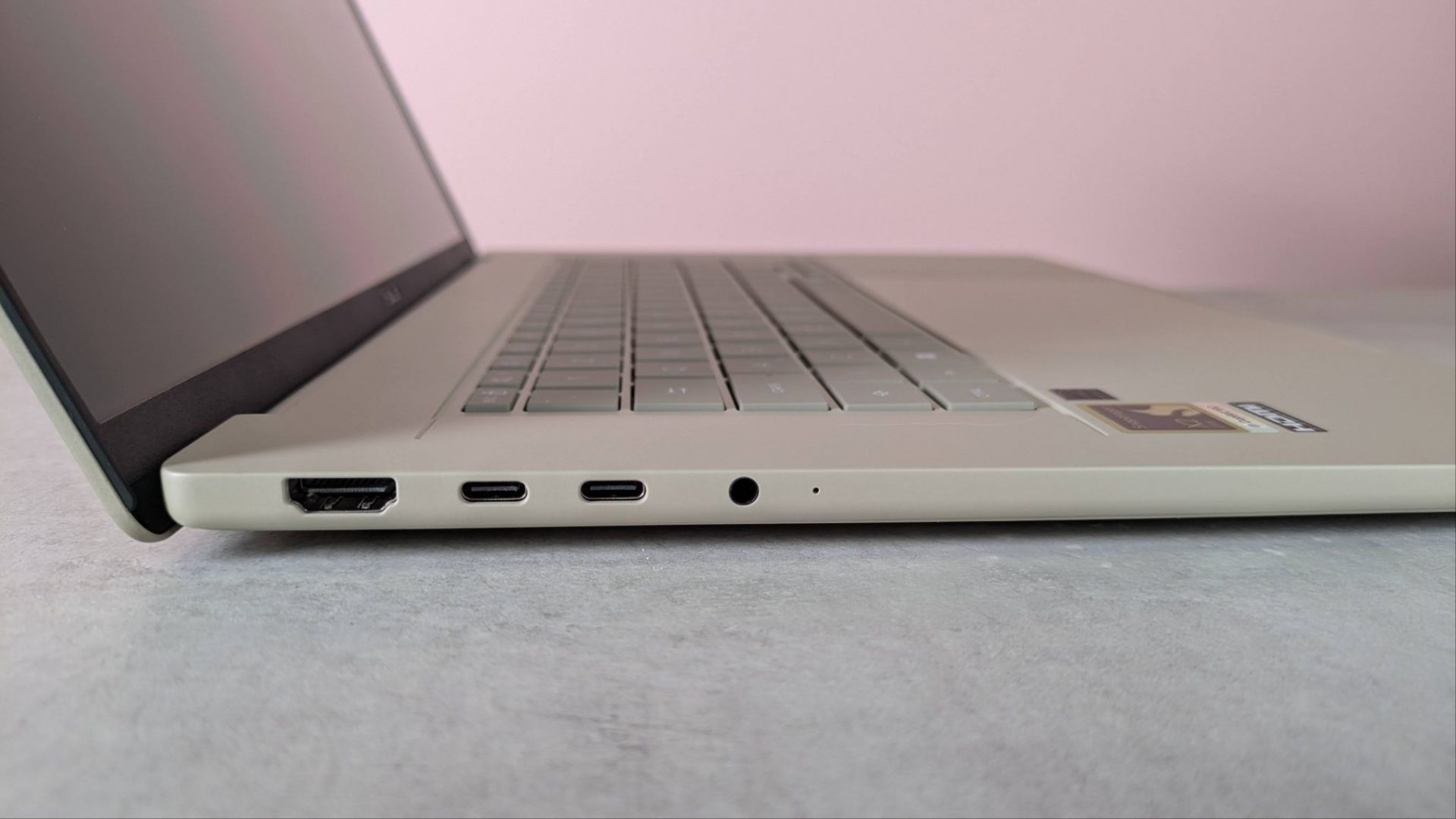 Ноутбук Asus Zenbook A16: лёгкий 16-дюймовый | DGL.RU