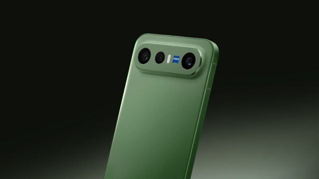 Смартфон vivo X300 Ultra удивит камерой ZEISS | DGL.RU