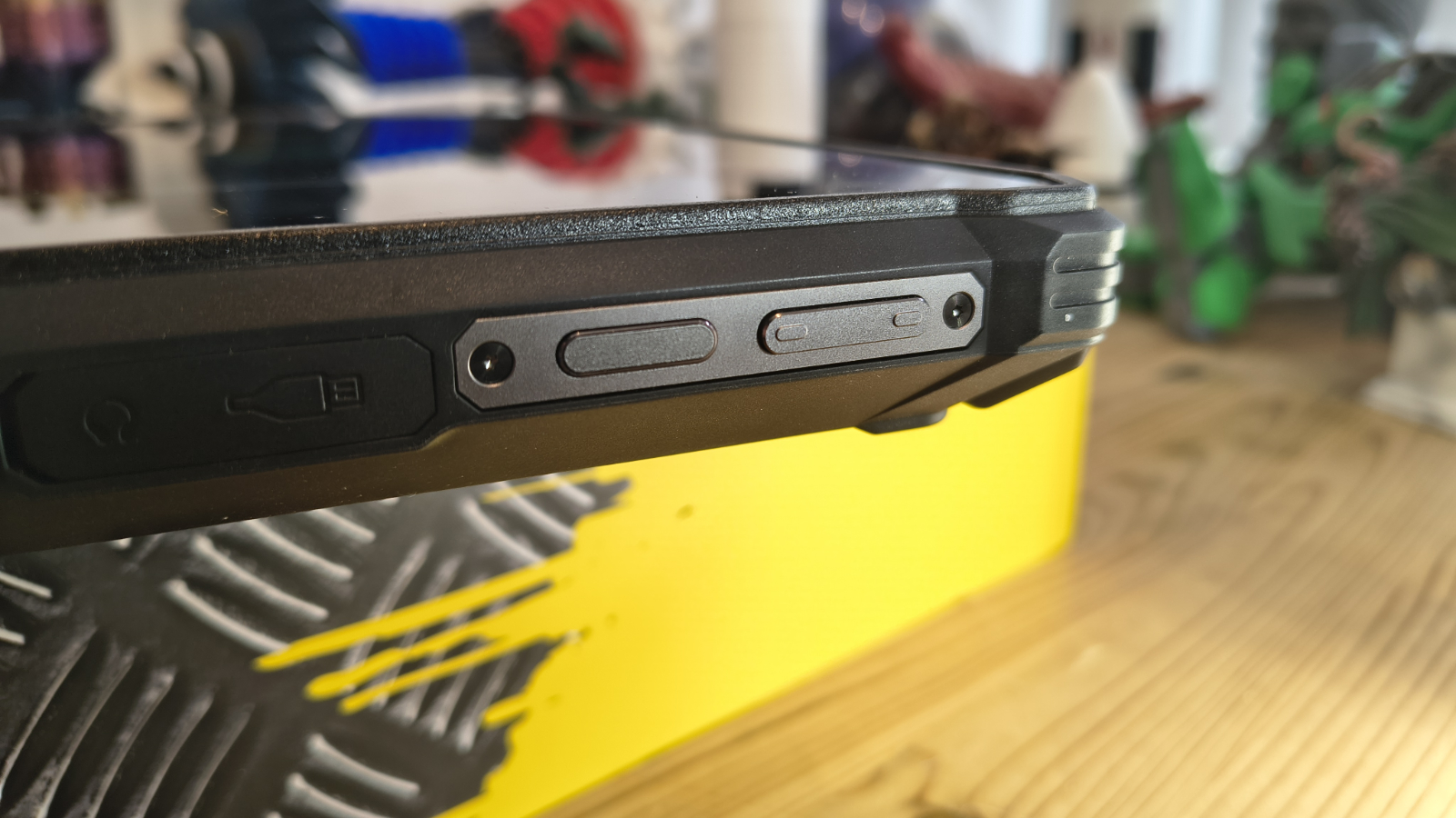 Планшет Ulefone Armor Pad 5 Ultra с проектором | DGL.RU