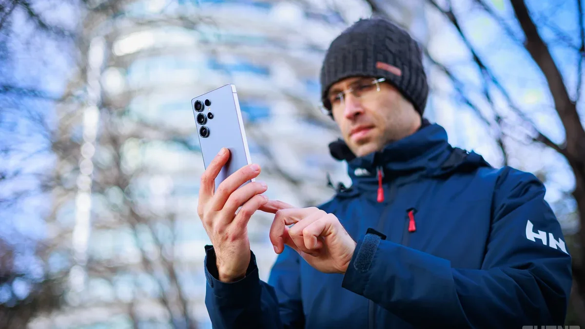 Прощайте, гармошки: почему Samsung Galaxy Z Wide Fold может «похоронить» тройные раскладушки картинка Samsung Galaxy Z Wide Fold убьет трифолды | DGL.RU