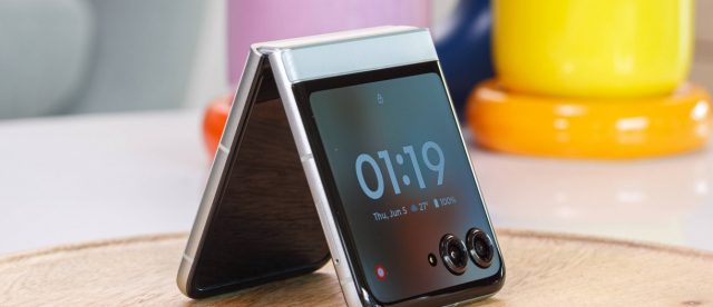 Палитра Razr 70, которая взорвет российские маркетплейсы
