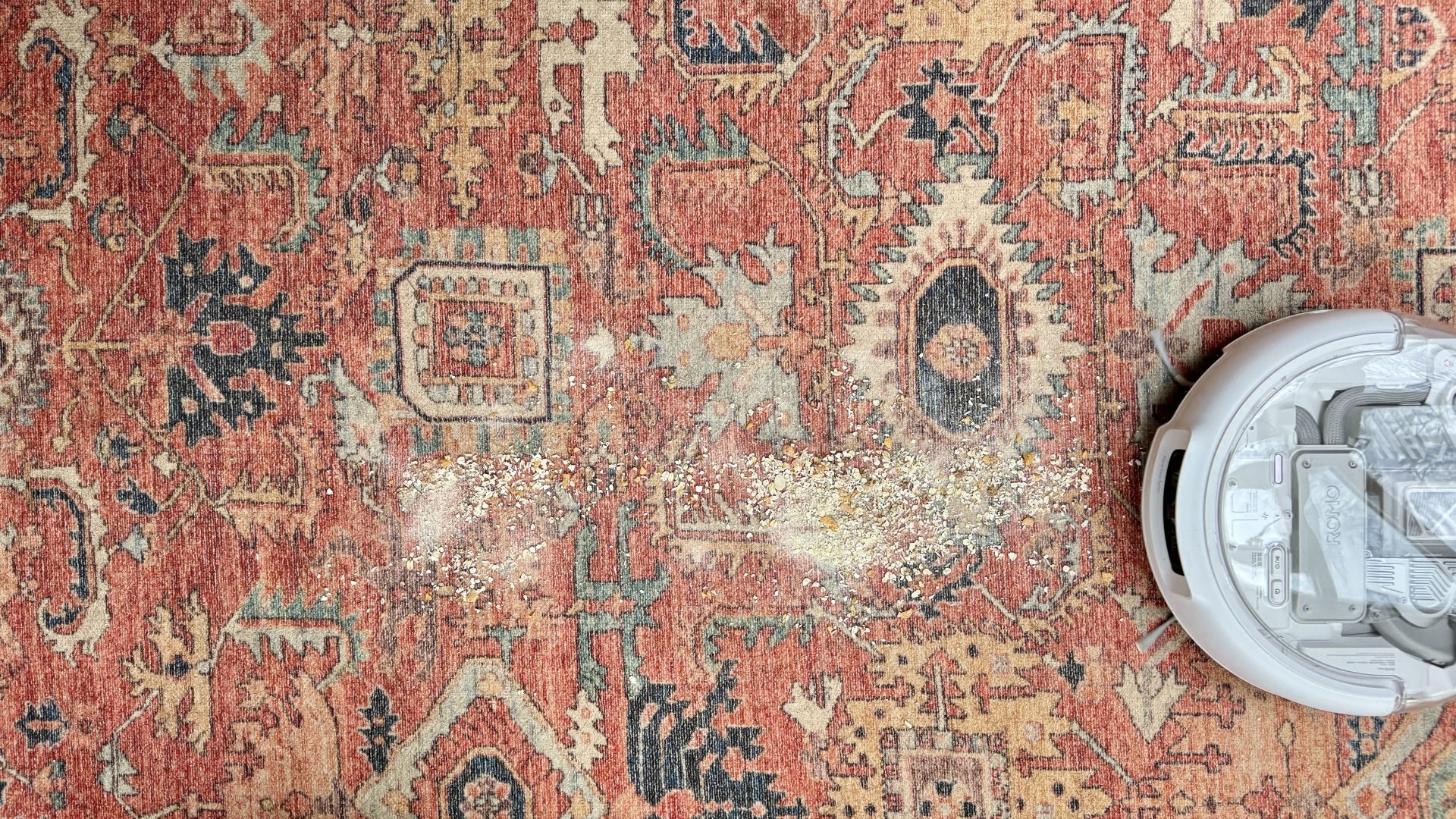 Обзор DJI Romo P в Москве - потрясающая система обхода препятствий картинка Робот-пылесос DJI Romo P удивил мощностью | DGL.RU