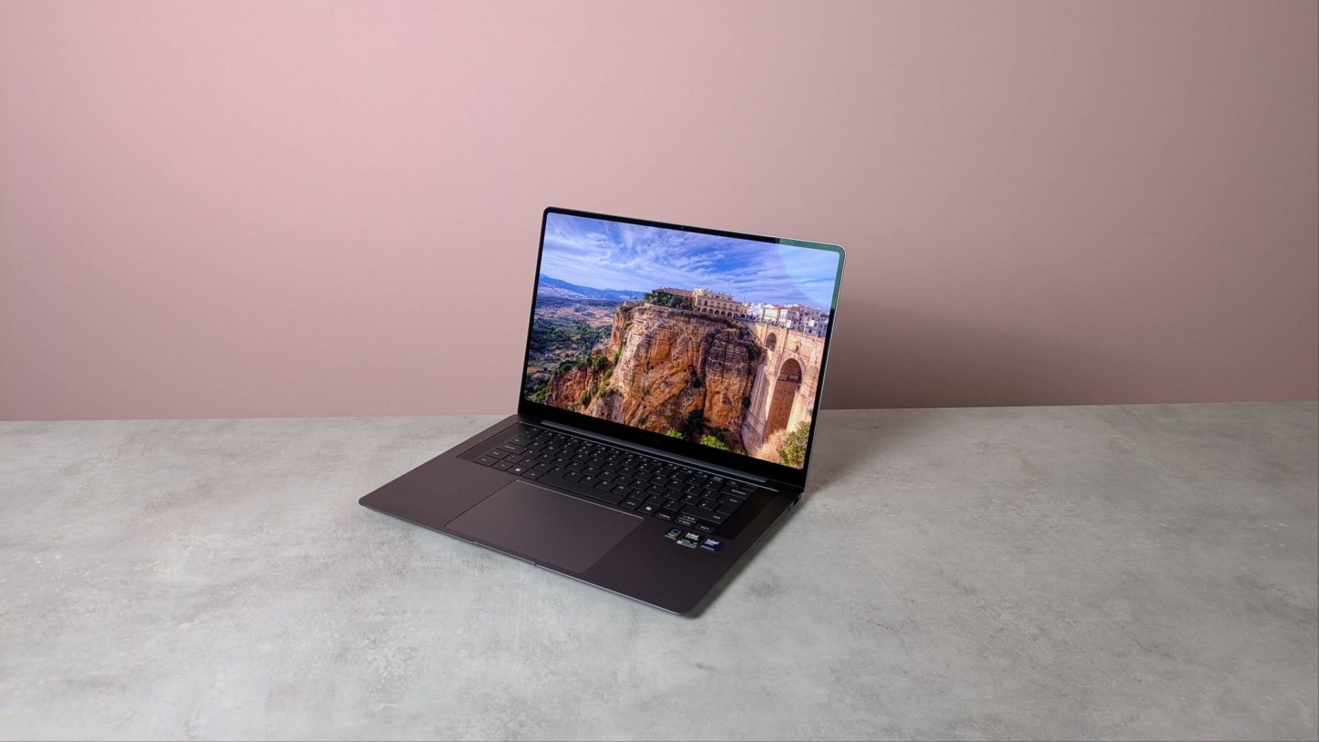 Samsung Galaxy Book6 Pro — премиум ультрабук | DGL.RU