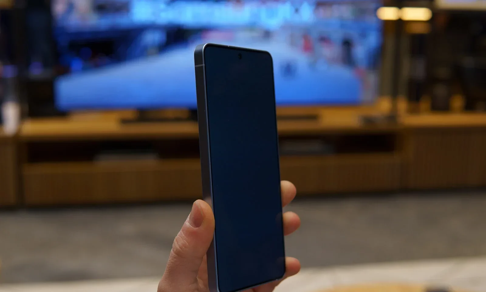 Смартфон Samsung Galaxy S26 Ultra: тонкий флагман | DGL.RU