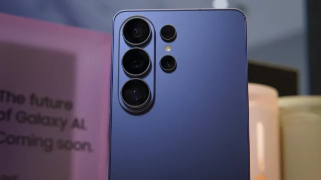 Samsung Galaxy S26 Ultra защита от проблем, которые мы боимся признать (2) Смартфон Galaxy S26 Ultra: экран-невидимка | DGL.RU