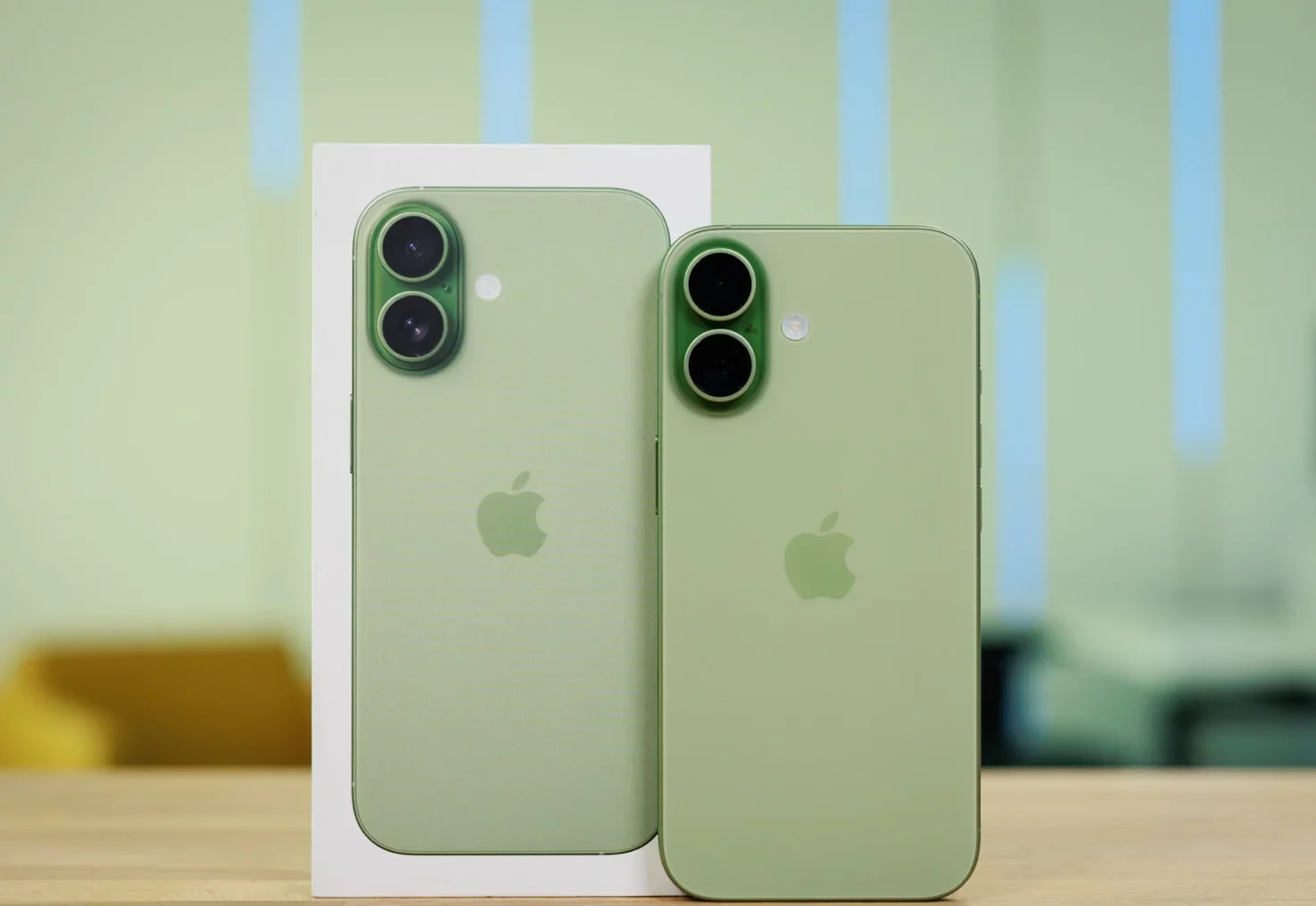 Смартфон iPhone 18: цена останется прежней | DGL.RU