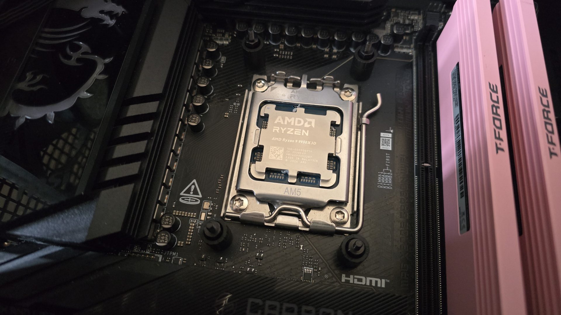 Обзор Tryx Stage 360 AIO: роскошная, уникальная и тихая картинка Система охлаждения Tryx Stage 360 ARGB | DGL.RU