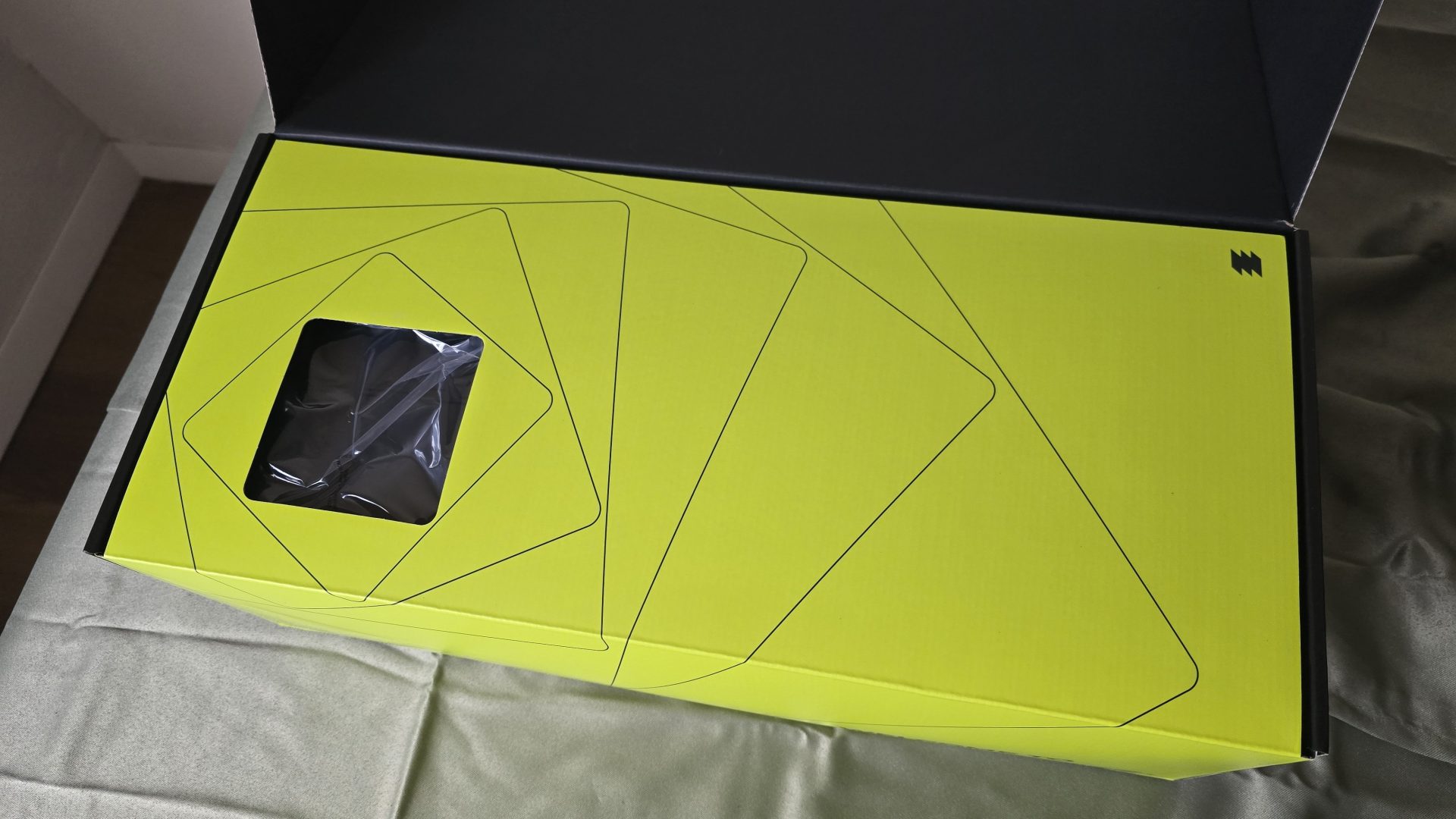 Обзор Tryx Stage 360 AIO: роскошная, уникальная и тихая картинка Система охлаждения Tryx Stage 360 ARGB | DGL.RU