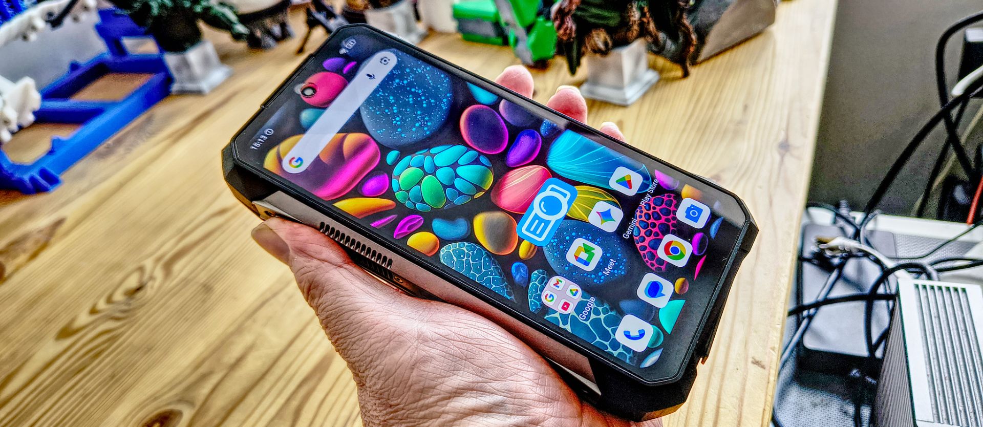 Обзор 8849 Tank X: многофункциональный телефон на основе DLP-проектора