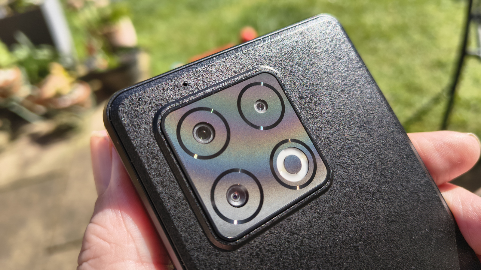 Смартфон Punkt MC03 — безопасный, но сырой | DGL.RU